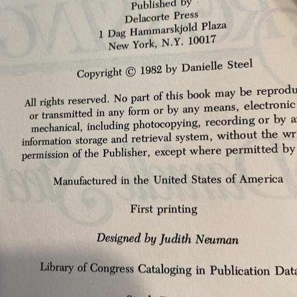 First Edition 1st Print 1982 Danielle Steel Crossings hardcover book Bestselling - Picture 9 of 15